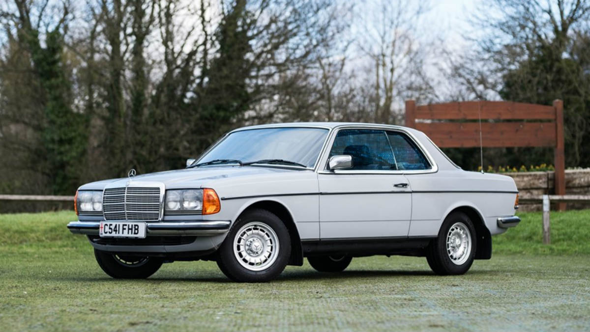 Mercedes W123 CE