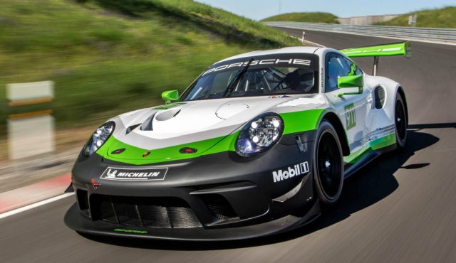 PORSCHE 911 GT3 R